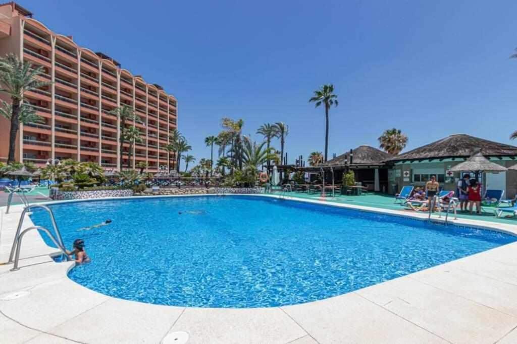 797 Holiday Rentals- Apartamento En Hotel Sunset Frente Al Mar Benalmádena Exterior foto